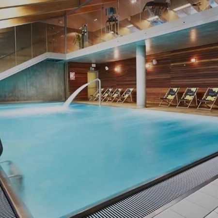 Royal 111 Aparthotel Kolobrzeg Bagian luar foto